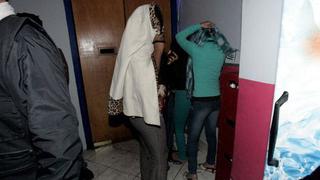 Arequipa: PNP interviene a dos sujetos en un hostal donde presuntamente se ejercía la prostitución