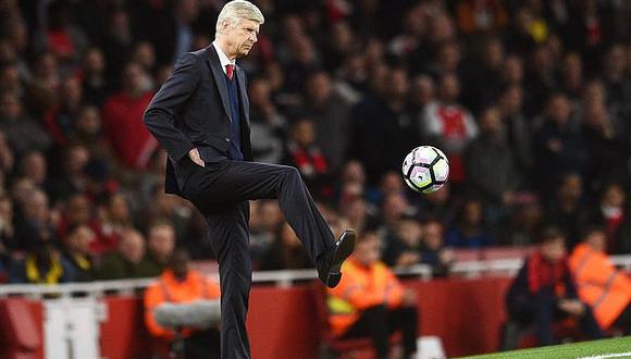  Premier League: Arsene Wenger se derrumba al igual que su Arsenal 