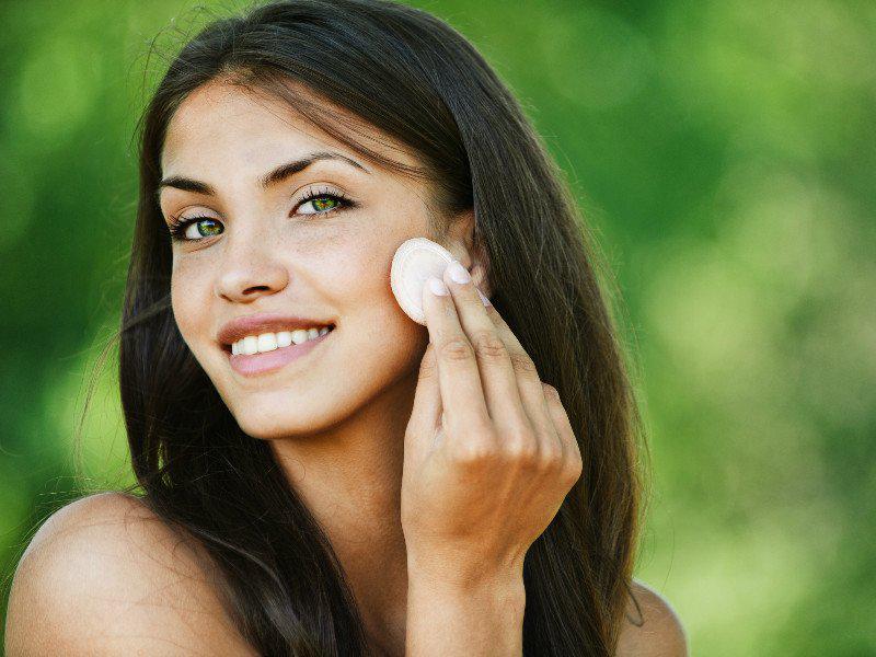 Paso a paso para crear un maquillaje con protección solar [VIDEO]