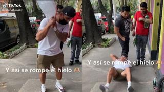 Compran cosas para fiesta y muchacho rompe el hielo de forma hilarante