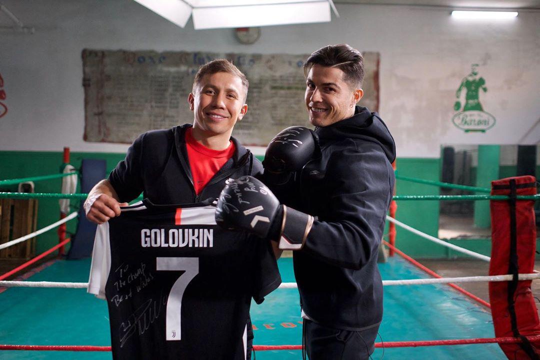 Cristiano Ronaldo y Gennady Golovkin han revolucionado las redes sociales con esta foto juntos en un cuadrilátero. (Foto: Instagram Cristiano Ronaldo)