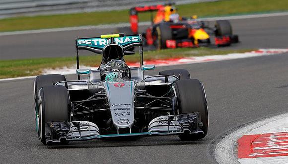 Fórmula 1: Rosberg logra triunfo que es poco por gran carrera de Hamilton 