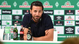 Claudio Pizarro y su vitrina en el museo de Werder Bremen: el club alemán le rindió homenaje al peruano