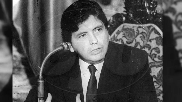 Alan García y sus fotos con los personajes más ilustres (FOTOS)