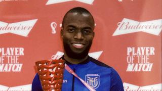 Enner Valencia es reconocido como el mejor futbolista del partido entre Qatar y Ecuador en el Mundial 2022