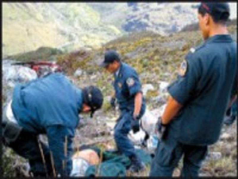 Huaraz: Combi se despista y cae al río Uchuyacu 