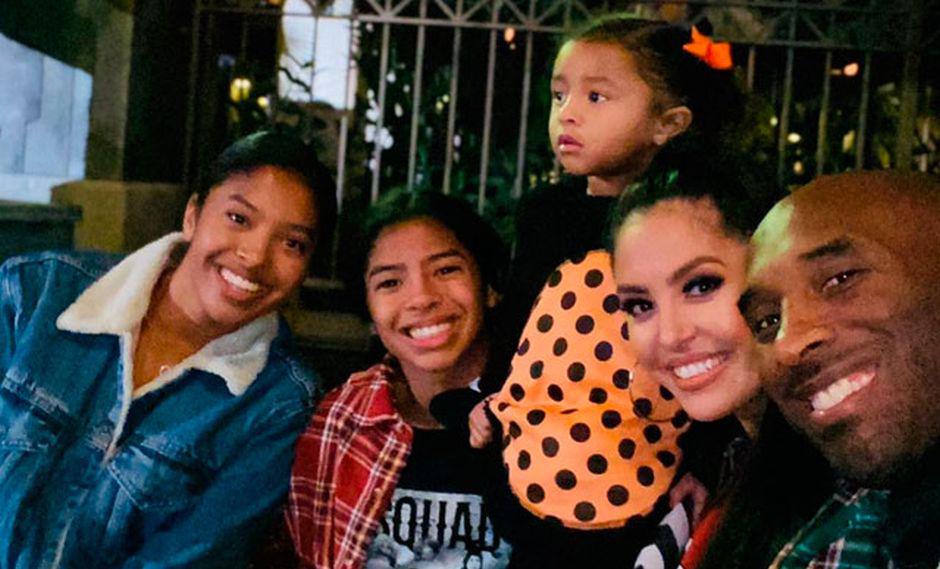 La familia de Kobe Bryant, en donde resalta su esposa y sus hijas. (Foto: @VanessaBryant)