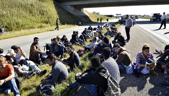 Dinamarca cierra puertas a refugiados y encima les quitará su dinero
