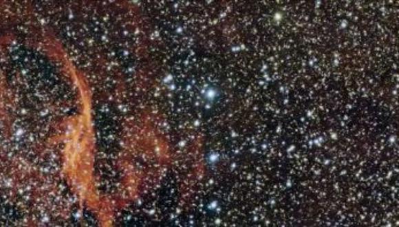 Telescopio de largo alcance muestra el reino de gigantes estrellas enterradas 