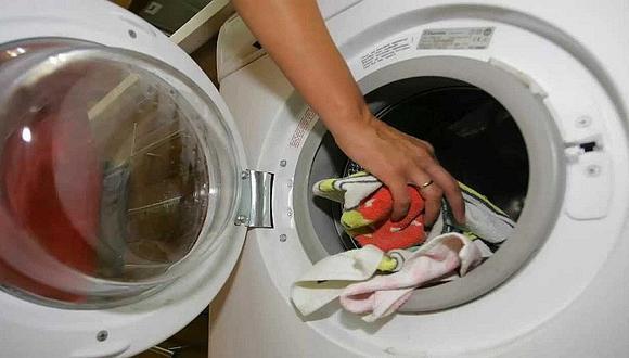 Niño de tres años muere al esconderse de su hermano dentro de una lavadora 