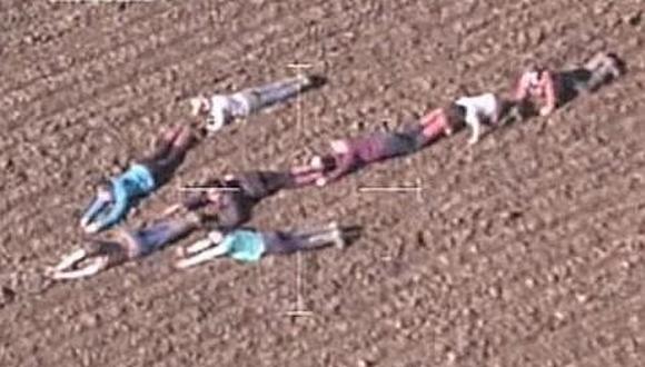 Niños hacen flecha humana para que policía capture a ladrón [VIDEO]   