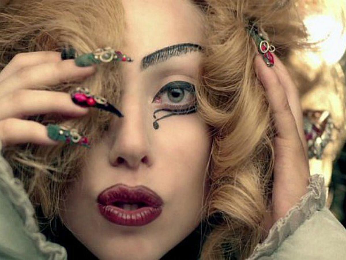 Wow! Lady Gaga y sus 5 diseños 'alocados' de uñas que querrás tener [FOTOS]  | MUJER | OJO