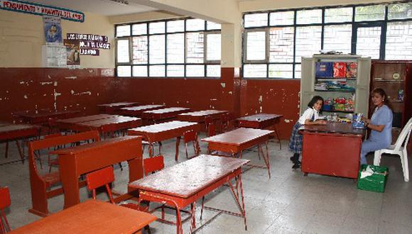 Niños pasan unas mil horas por año sentados en el salón de clases 