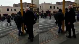 Carlos Tubino respondió con lisuras a peatón y lo retó a pelear en la vía pública | VIDEO