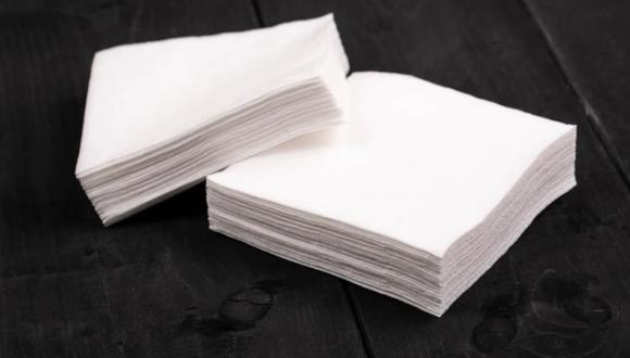 Hay un truco para doblar servilletas de papel en cuestión de segundos. (Foto: Freepik)