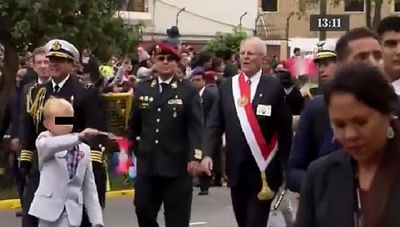 Fiestas Patrias: culmina la Gran Parada Militar y PPK se da baño de popularidad (VIDEO)