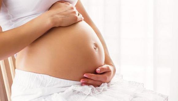 Belleza en el embarazo: ¿debes preocuparte por los vellos en el vientre? 