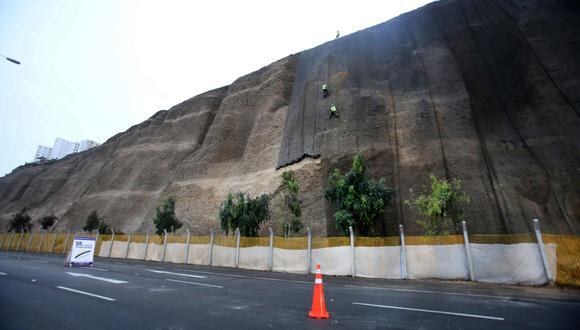 Municipalidad de Lima instala geomallas en la Costa Verde