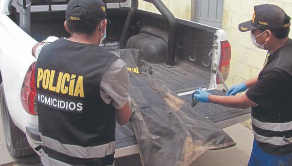 Tacna: Halla cuerpo de hombre enterrado en cerro Arunta, en el distrito de Calana.