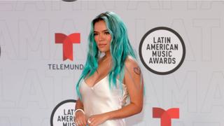 Karol G fue el centro de atención en los Latin AMAs 2021 por su talento y osado look