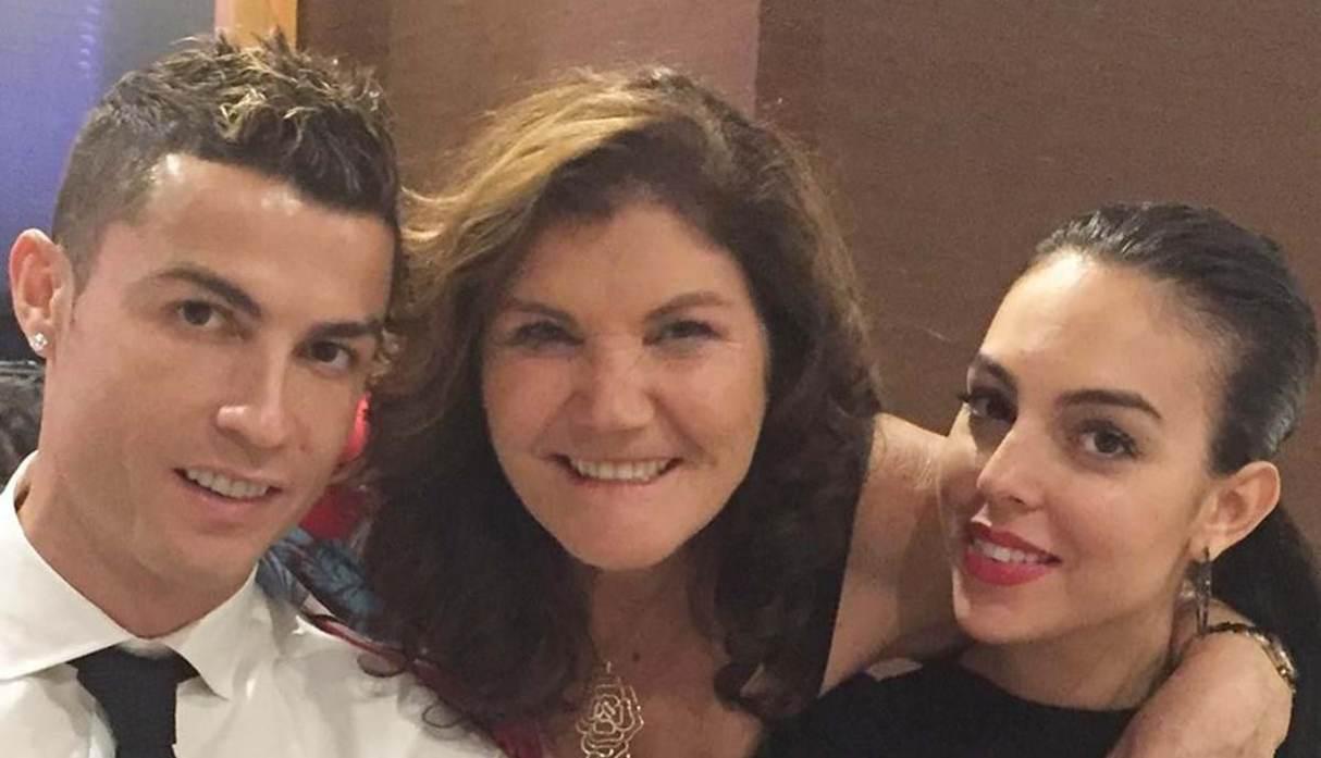 Cristiano Ronaldo dedicó mensaje a Dolores Aveiro y Georgina Rodríguez por el Día de la Madre en Portugal. (Foto: Instagram)