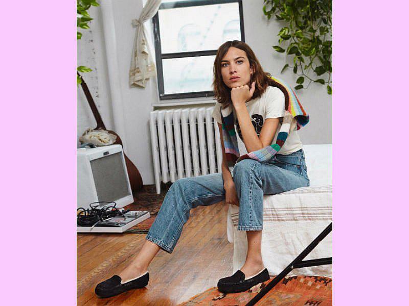 Alexa Chung, la it girl del momento en una propuesta de verano