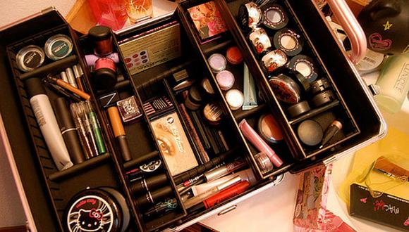 8 básicos de maquillaje que no deben faltar en  tu cosmetiquera