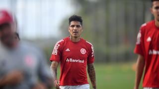 Paolo Guerrero entrenó con Inter de Porto Alegre y podría volver a las canchas este domingo