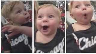 YouTube: bebé que se emociona con los adornos de Navidad se vuelve viral (VIDEO) 