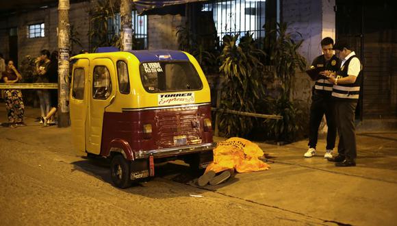 San Juan de Miraflores: Mototaxista extranjero fue asesinado a balazos en plena vía pública. (Foto: César Bueno @photo.gec)