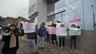 ​Vecinos en Comas protestan por cierre de policlínico municipal | VÍDEO