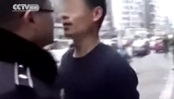 ​YouTube: fue desalojado y así desahoga su rabia con policía [VIDEO]