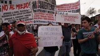 Manifestantes contra la cuarentena participan en la marcha “No al toque de quiebra” | FOTOS