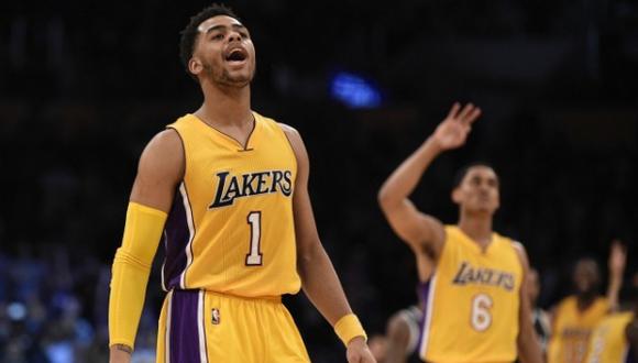 Novato Russell D'Angelo Russell, con 39 puntos, salva a los Lakers 