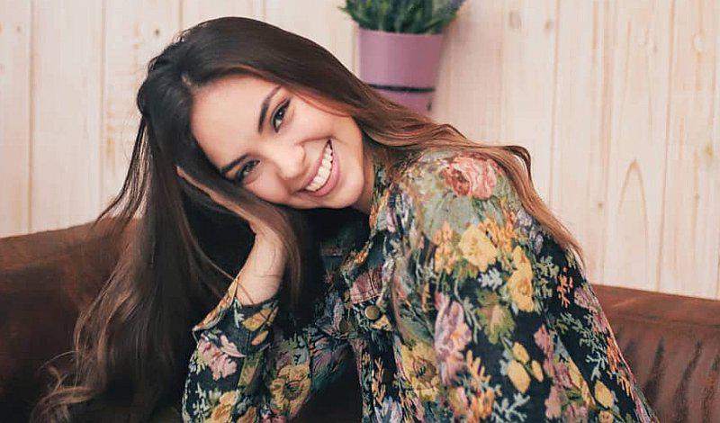 3 prendas que te harán lucir más alta como Natalie Vértiz