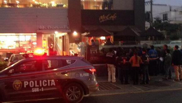 Balacera en McDonalds de Miraflores dejó a un hombre muerto