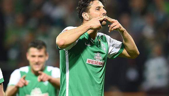 Claudio Pizarro anota en triunfo del Werder Bremen que huye de la baja 