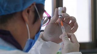 Desde enero multarán con 100 euros a mayores de 60 años que no estén vacunados | VIDEO