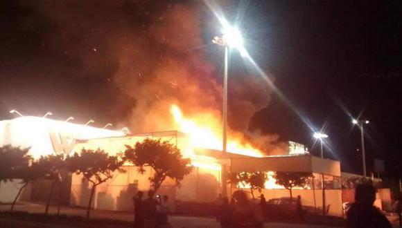 Boulevard de Asia: Incendio en supermercado provoca pánico general  