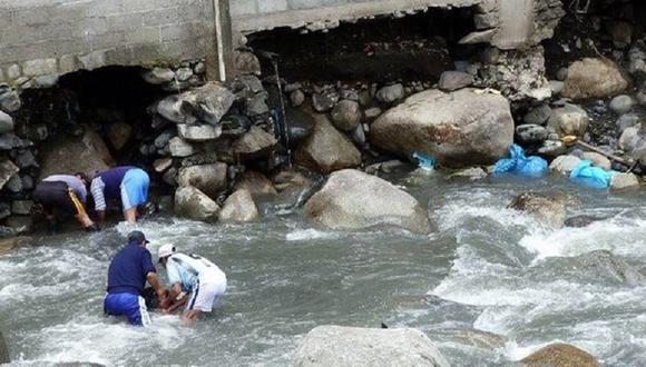 Puno: Cuatro muertos deja huaico y desborde de río por fuertes lluvias