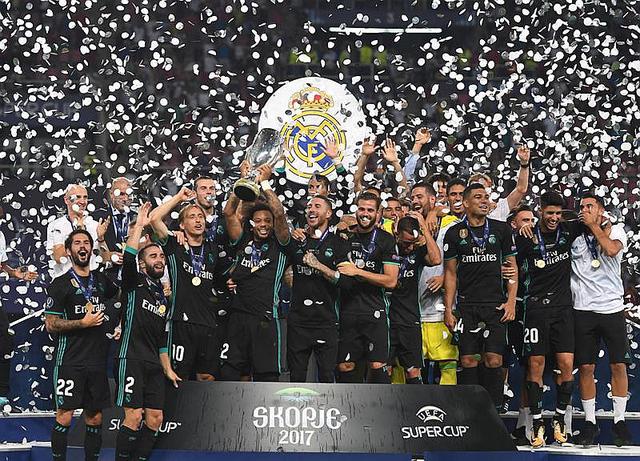 Supercopa: Real Madrid vence 2-1 al Manchester United y campeona (FOTOS y VIDEO) 
