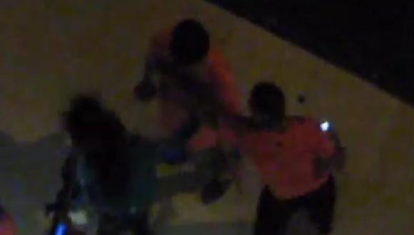 Chiclayo: Mujer fue brutalmente golpeada delante de policía que no hizo nada [VIDEO]