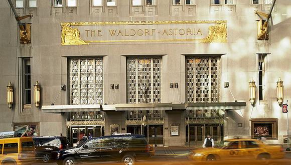 Policía busca a hombre que lanzó amenazas desde lujoso Waldorf Astoria 