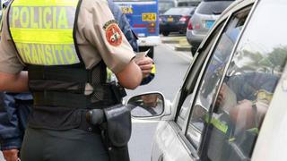 Lambayeque: nueve meses de prisión preventiva para dos policías procesados por pedir coima a conductor