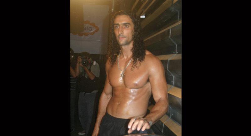 Arnie Hussid anuncia que será padre