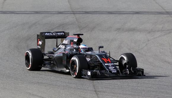 Fernando Alonso es tercero en pruebas e ilusiona a la Fórmula Uno
