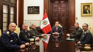 Las Fuerzas Armadas y la Policía respaldan a Martín Vizcarra como Presidente del Perú 