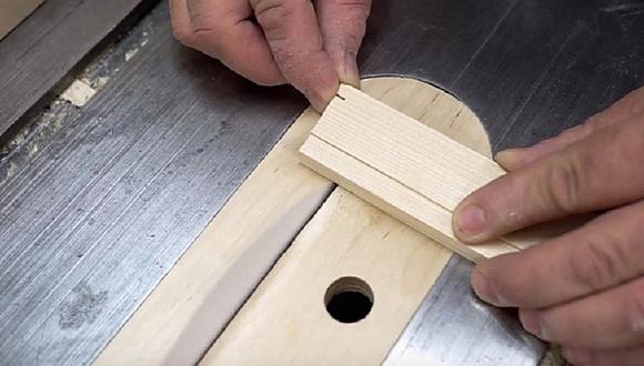 YouTube: ¿Una hoja de papel puede cortar un pedazo de madera?