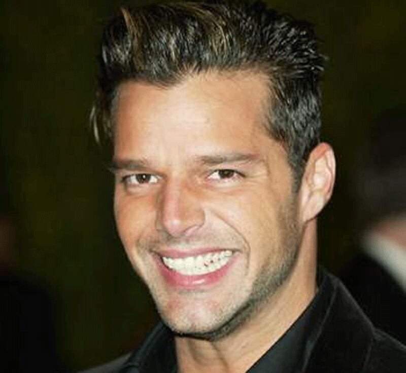 Aparecen fotos de Ricky Martin manteniendo relación sexual con un hombre