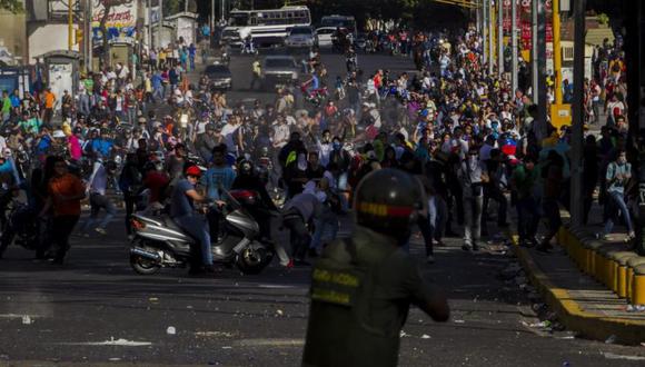 Investigan a 97 policías y militares por violencia en Venezuela